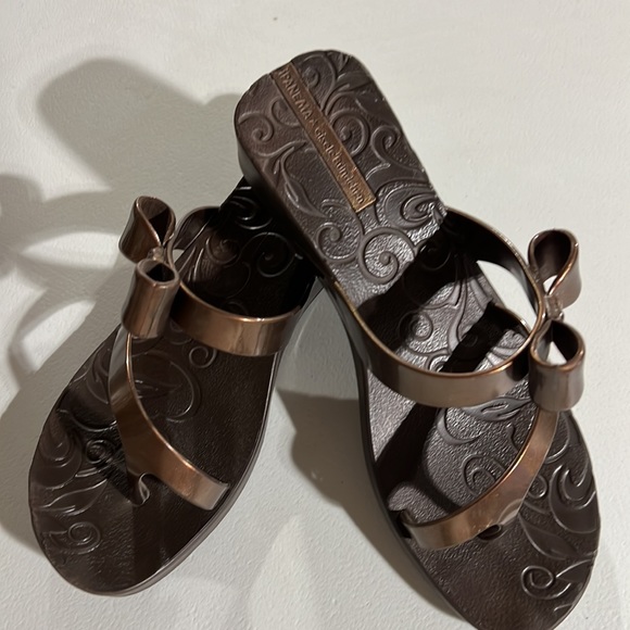 Ipanema wedge with bow sandals - Picture 9 of 9